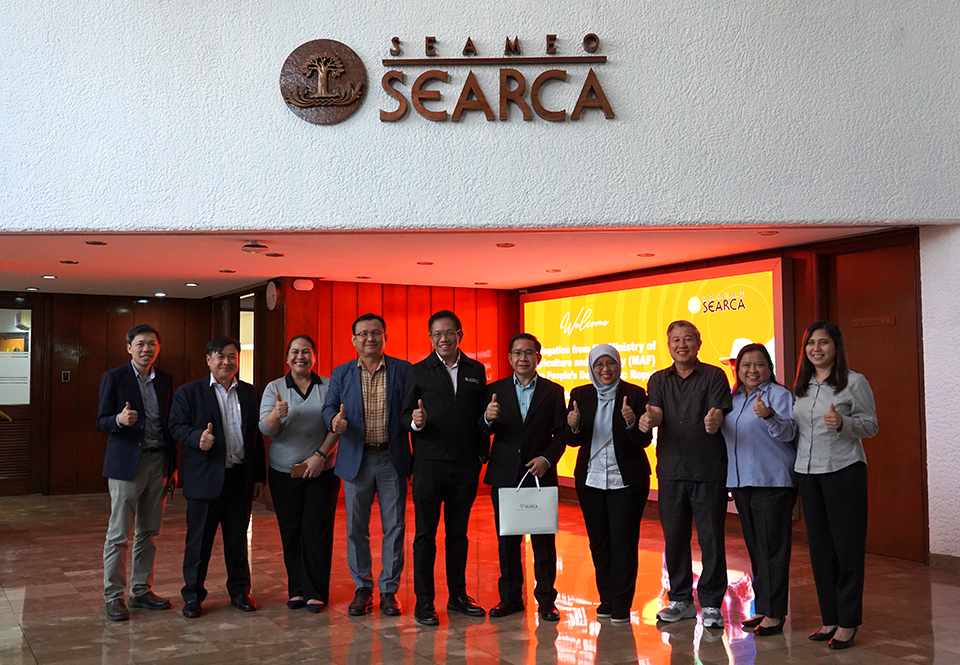 SEARCA showcases graduate study programs to Laos agriculture officials