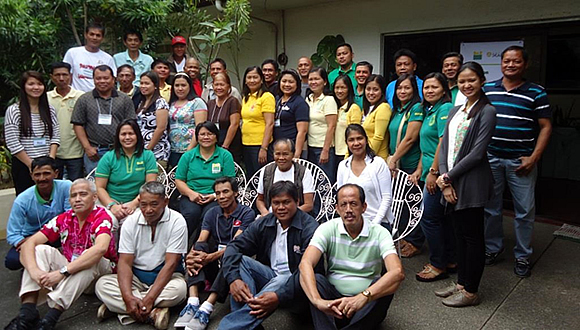 The participants of the Training-Workshop on Business Enterprise Management Plan of CSFs, with the SEARCA Project Team and DAR Officials on 21 January 2014 at CLSU, Muñoz, Nueva Ecija.