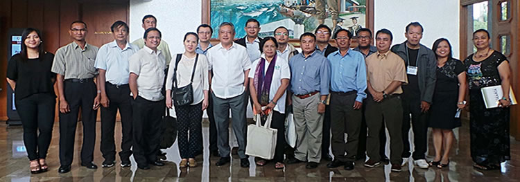 SEARCA Director Dr. Gil C. Saguiguit, Jr., the Management Committee with the ATWGARD focal points, and the SEARCA Project Team.