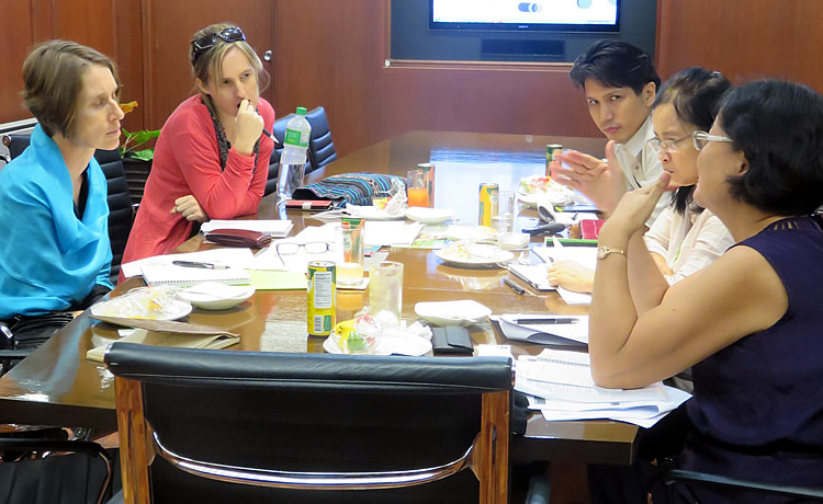 (Left to Right) Ms. Michaela Cosijn and Ms. Jennifer Kelly of the Food Systems Innovation-CSIRO with Mr. Henry Custodio (Program Specialist) and Dr. Bessie M. Burgos (Program Head for R&D) of SEARCA, and Dr. Nerlita Manalili, study leader of the scoping research.