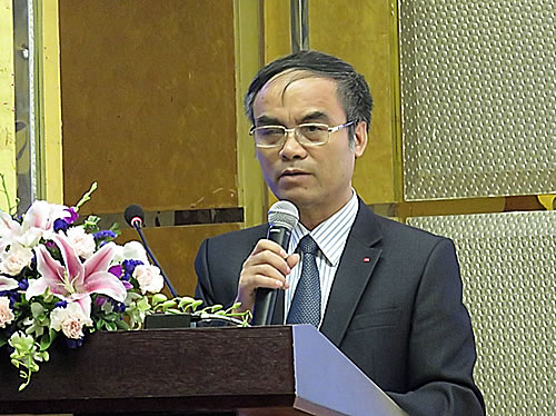 Prof. Dr. Nguyen Van Tuat, Vice President, Vietnam Academy of Agricultural Sciences (VAAS), Ministry of Agriculture and Rural Development (MARD), Vietnam, welcoming the participants.