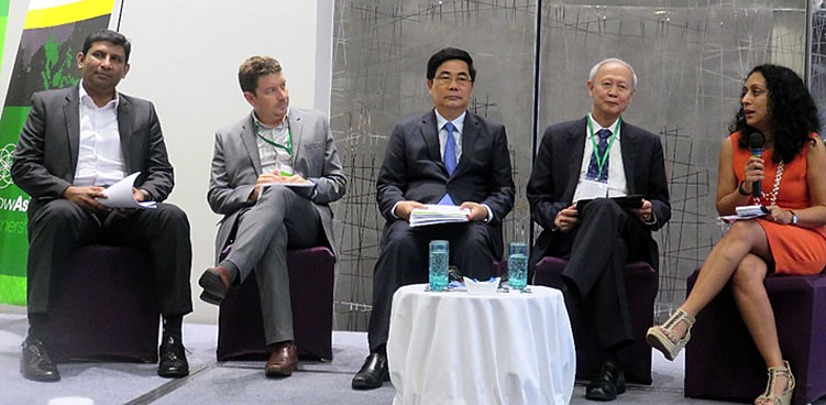 Panel Discussion on [i]Inclusive Business in Asia[/i] – (from left to right) Ganesan Ampalayanar of Nestle Vietnam, Tim Bishop of CARE International, H.E. Cao Duc Phat, Minister of Agricultural and Rural Development, Vietnam, Paul Teng of Nanyang Technological University and Ms. Kavita Prakash–Manil (far-right), Executive Director of Grow Asia.