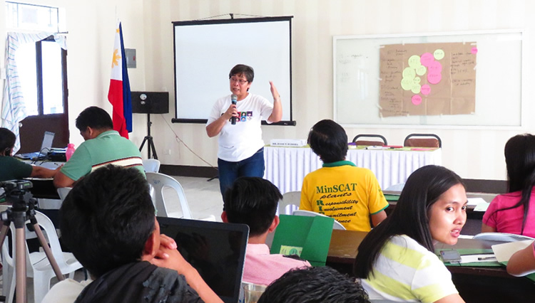 Dr. Miriam R. Nguyen, PRAAP Expert, discussing the roles of the relevant stakeholders as part of soliciting their levels of importance to the community