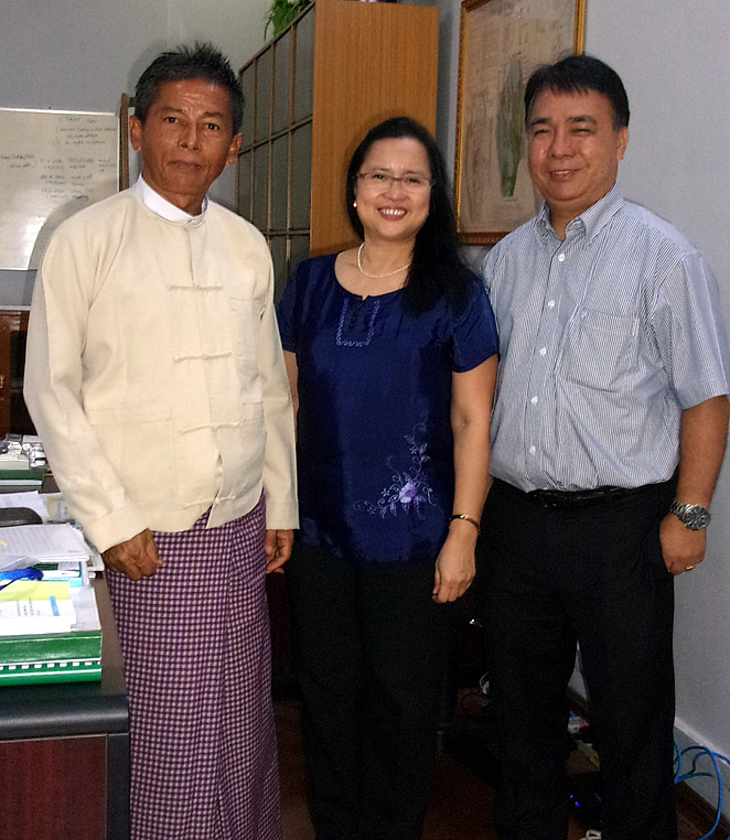 Dr. Bessie Burgos of SEARCA and Dr. Romy Labios of IRRI with MOALI Deputy Minister Dr. Tun Winn.