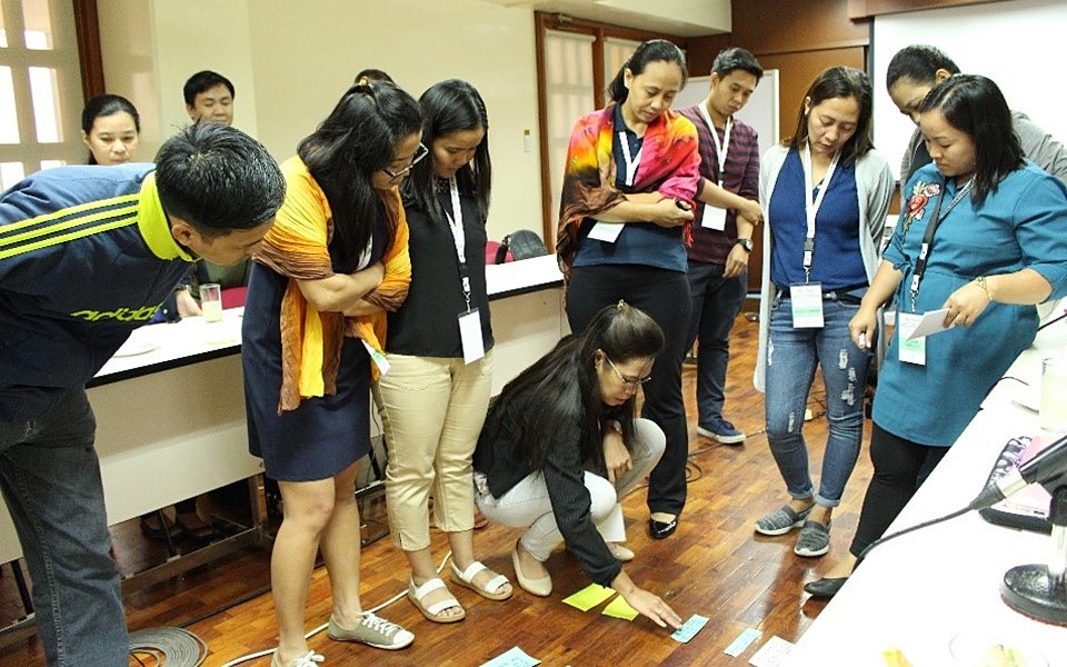 The Batch 1 learner-participants plan for their Capstone Proposal during the 1st F2F and Orientation Session in September 2017.