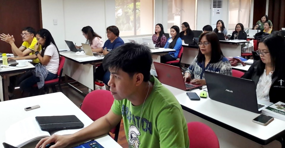 Training participants actively listened and performed well with their own research project data sets during the laboratory exercises